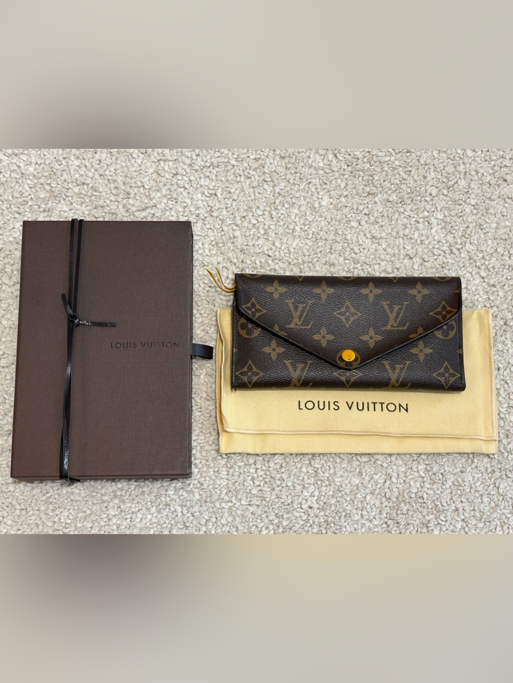 Louis Vuitton Monogram Josephine Wallet in Mimosa
